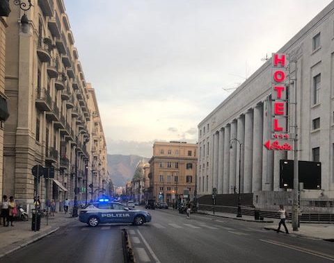 PALERMO: CHIUSO PER UN ALLARME BOMBA UN TRATTO DI VIA ROMA / PALERMO 19/9/18