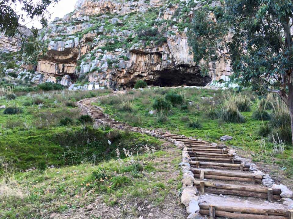 Grotta di Polifemo