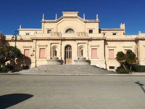 800px-Terme_di_Sciacca