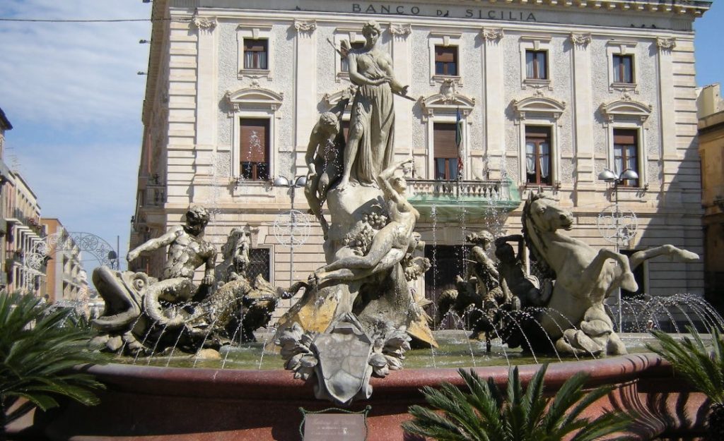Fontana di Diana Ortigia, Siracusa
