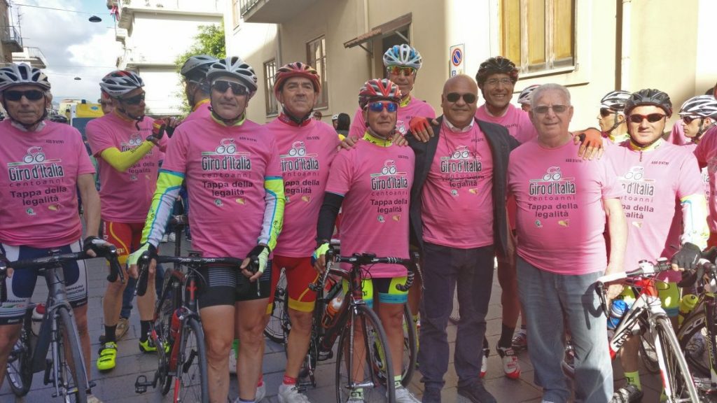 Giro d'Italia omaggio ad Antoci