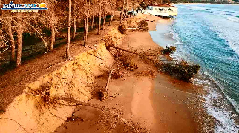 erosione costiera ad Eraclea Minoa, nell'agrigentino