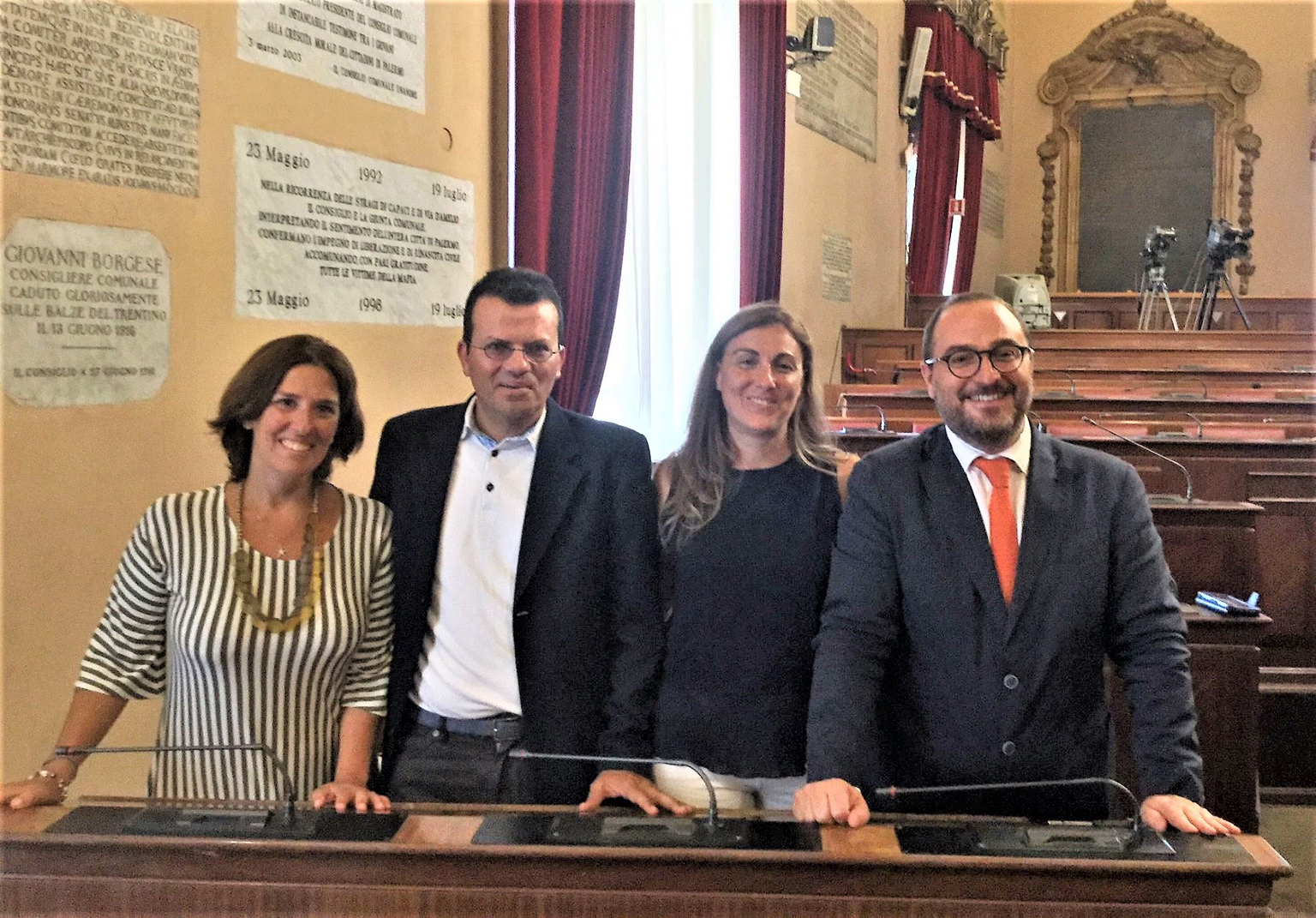 Il gruppo di Sinistra Comune. Da sx: Katia Orlando, Marcello Susinno, Barbara Evola, Giusto Catania