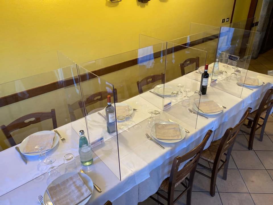ristoranti tavoli plexiglass
