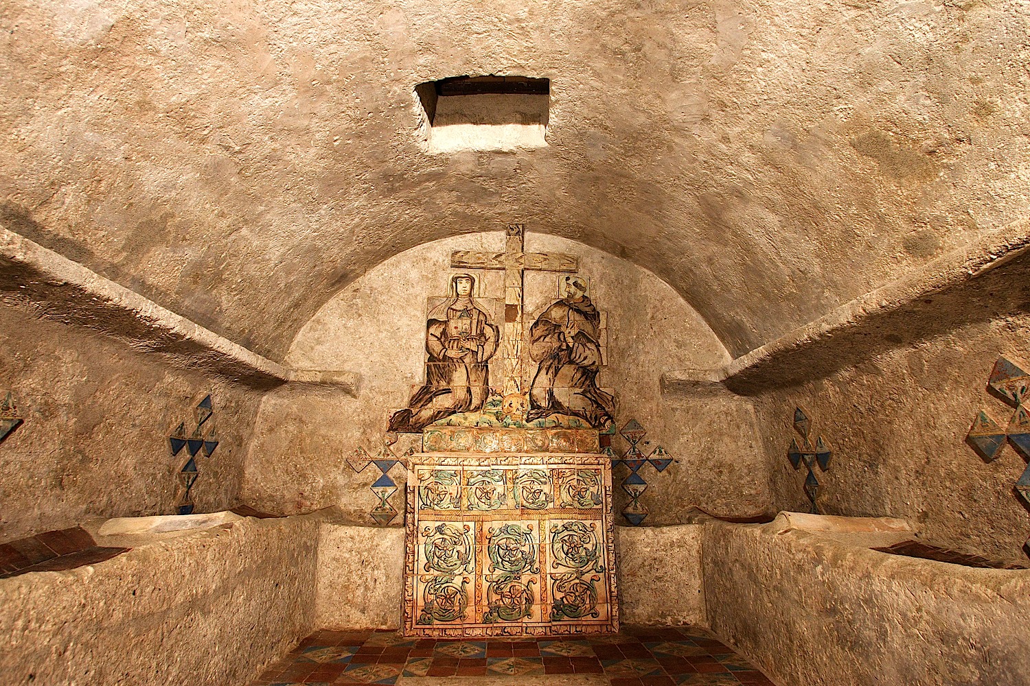la cripta di Santa Maria di Piedigrotta