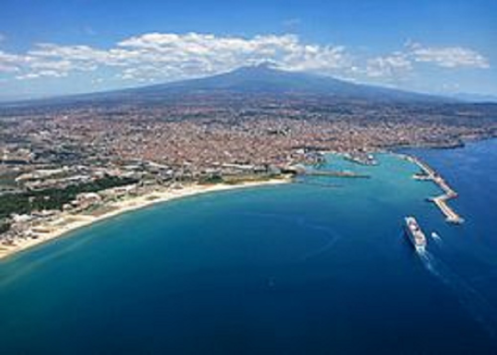 Sicilia_-_Catania_dall'alto