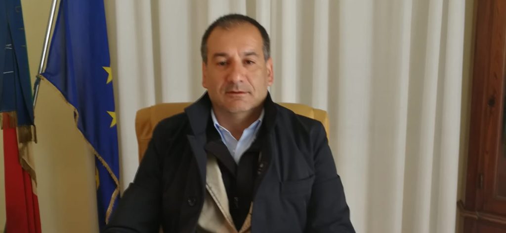 il sindaco di Vicari Antonio Miceli