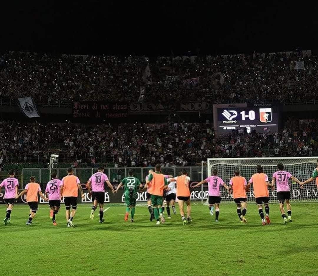Palermo, la carica dei giocatori: in campo anche nel giorno libero