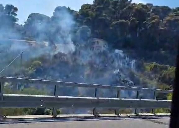 Incendio a Giacalone, Palermo