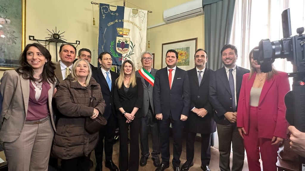 Visita istituzionale di Gaetano Galvagno al comune di Giardini Naxos