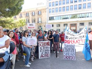 Protesta Almaviva a Palermo