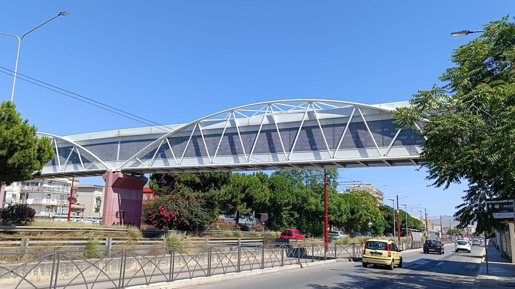 Passaggi pedonali viale Regione Siciliana