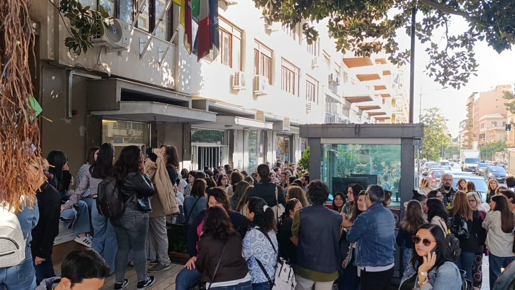 Protesta degli assistenti Asacom a Palermo
