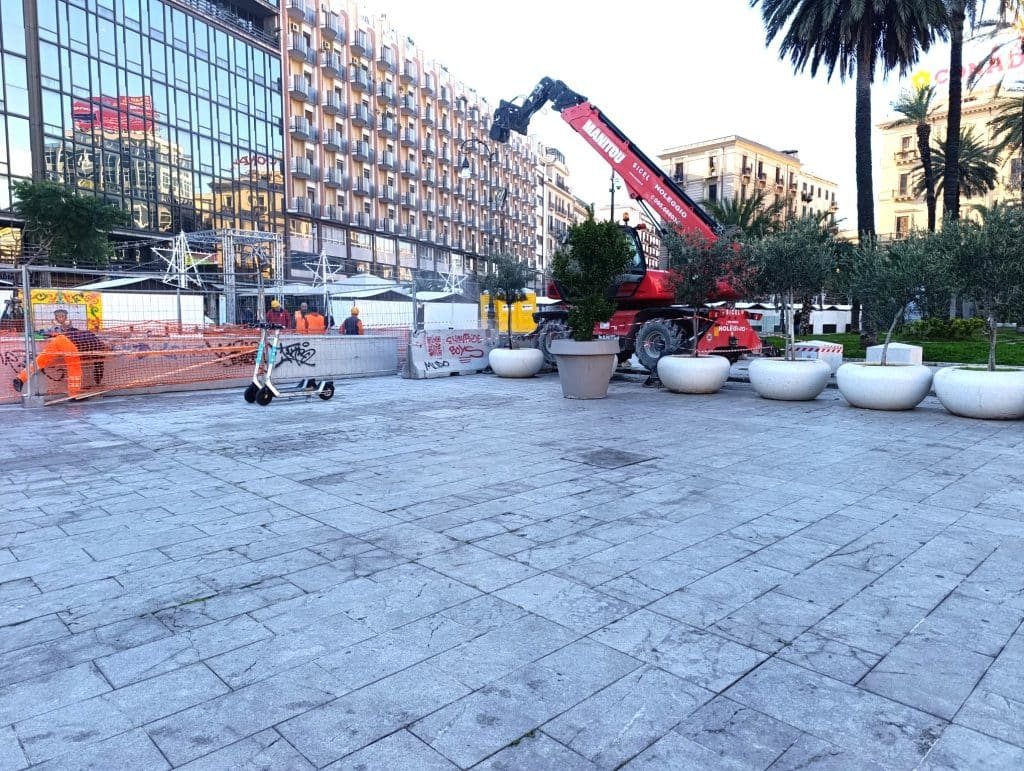 Anello ferroviario, lavori alla fermata Politeama, Palermo