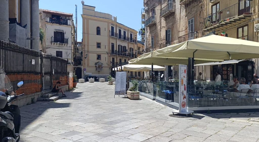 Piazza Olivella, Palermo